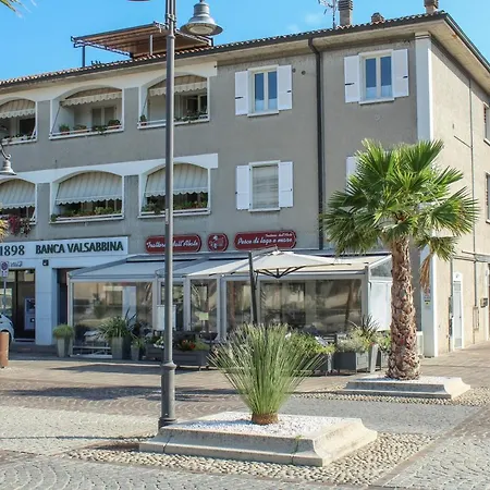 Garda Fantasy - Jacuzzi Lägenhet Desenzano del Garda